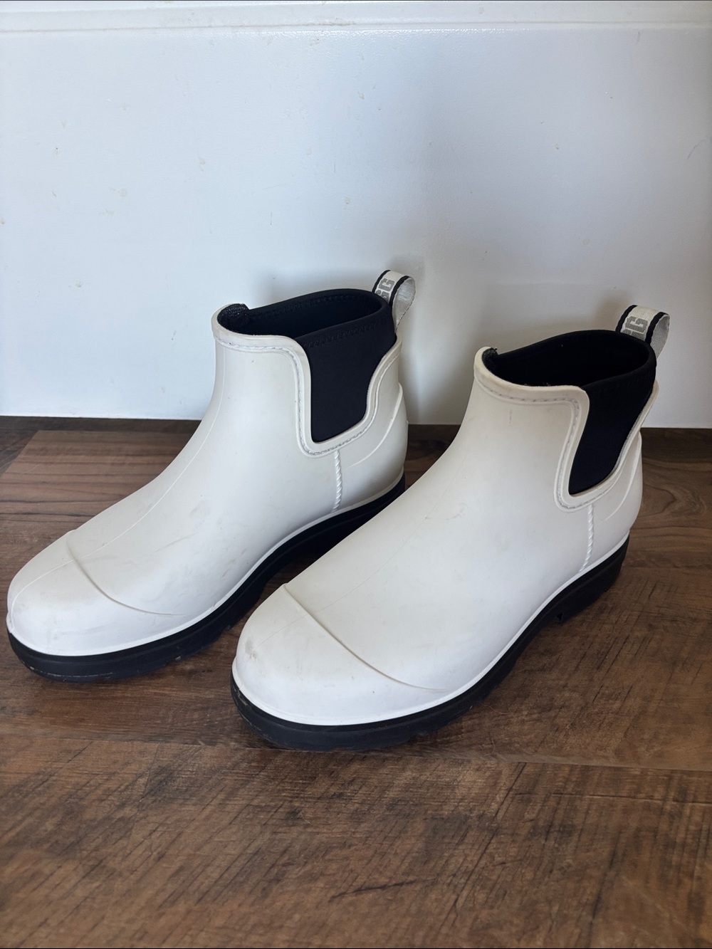 UGG Women’s White Chelsea Rain Booties with Black Neoprene Panels